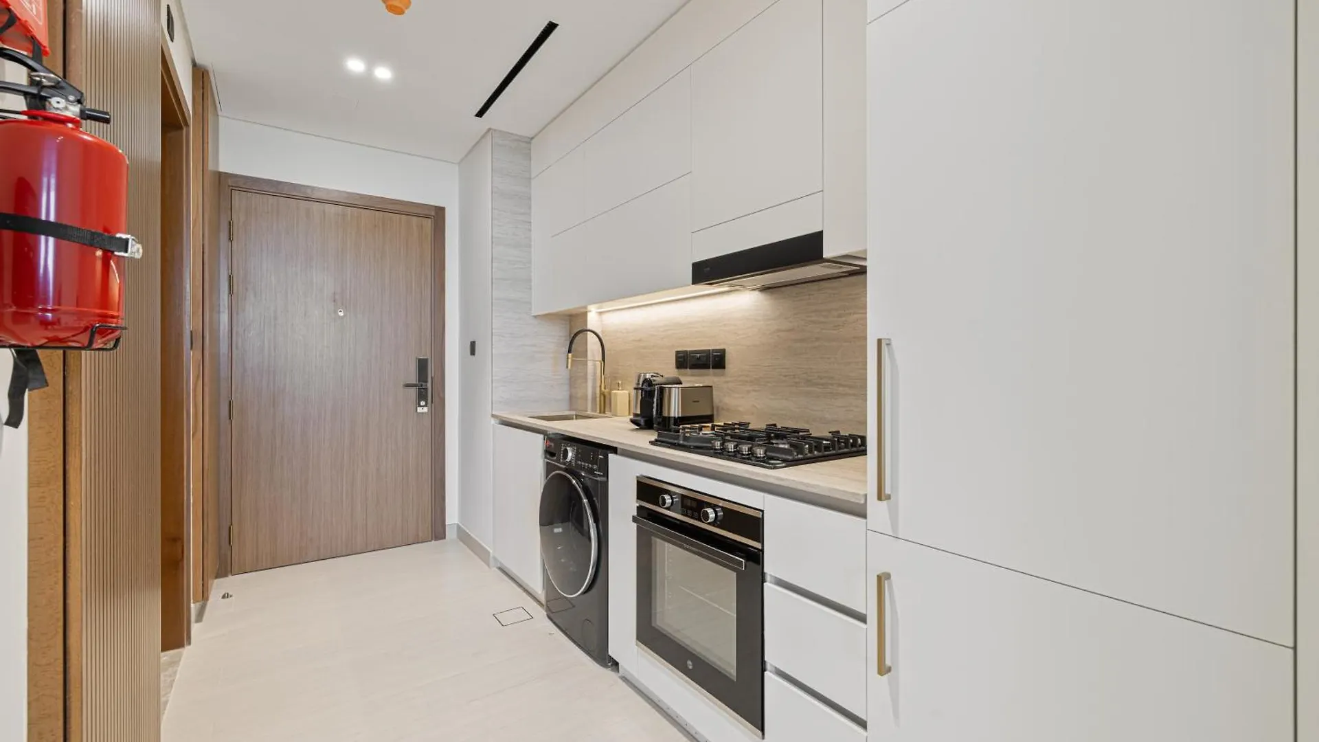 Apartment Daniels Studio With Canal View At Marasi Drive Dubai