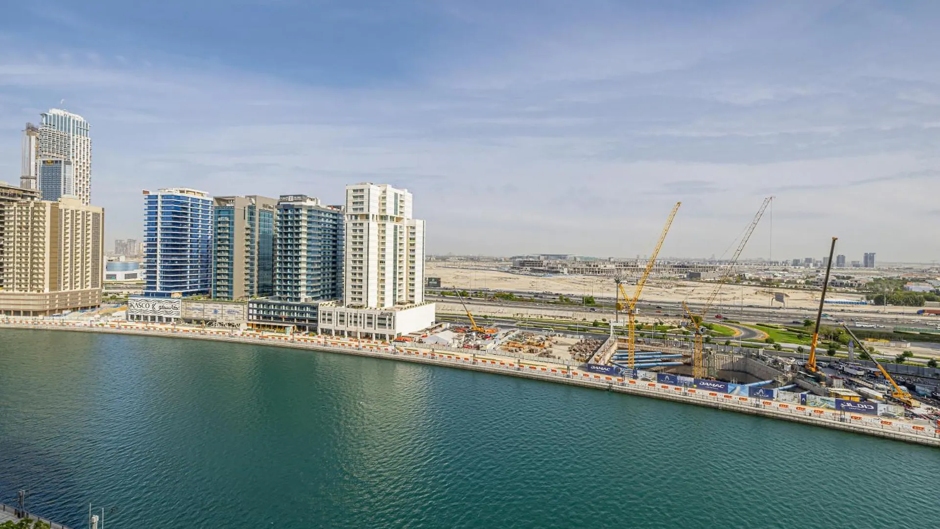 Daniels Studio With Canal View At Marasi Drive Dubai